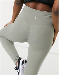 Серые леггинсы длиной 7 8 Nike Yoga Luxe Nike training