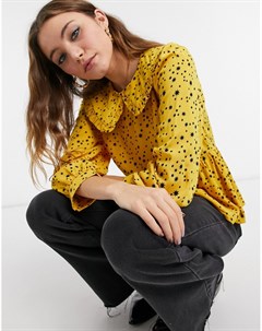 Желтая блузка с оборками на воротнике и с принтом в виде звезд New look