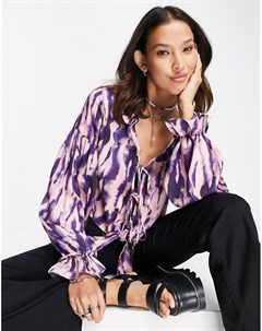 Фиолетовая блузка с оборками и принтом тай дай Topshop