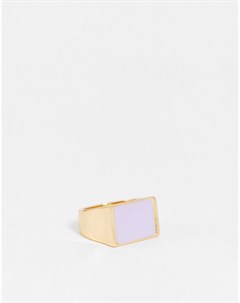 Золотистое кольцо печатка с эмалированной вставкой сиреневого цвета DesignB Designb london