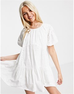 Белое платье мини с открытой спиной и объемными рукавами Urban revivo