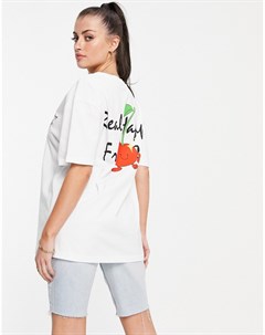 Белая футболка в стиле oversized с принтом счастливого фрукта Crooked tongues