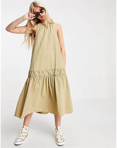 Платье мини без рукавов с присборенной юбкой и заниженной талией бежевого цвета Urban revivo