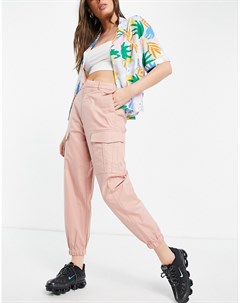 Розовые свободные брюки в утилитарном стиле Urban revivo