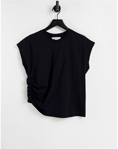 Черная футболка с декоративным вырезом и присборенной деталью Urban revivo