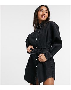 Джинсовое платье рубашка выбеленного черного цвета в стиле oversized с поясом ASOS DESIGN Petite Asos petite