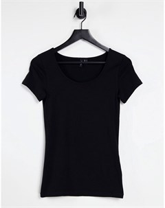 Черная приталенная футболка с овальным вырезом Vero moda