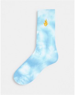 Голубые спортивные носки с принтом тай дай и вышивкой в виде пламени Asos design