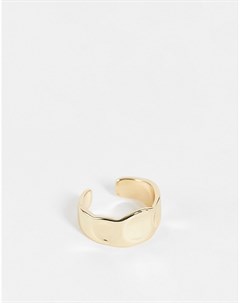 Золотистое литое кольцо French connection