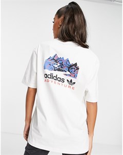 Серовато белая футболка бойфренда с принтом на спине Adventure Adidas originals
