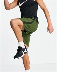 Трикотажные шорты цвета хаки Nike training