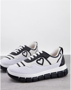 Белые спортивные кроссовки на платформе с черной отделкой и логотипом Love moschino
