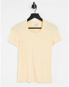 Желтая футболка & other stories