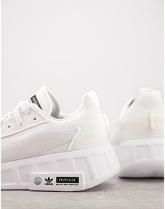 Белые кроссовки из экологичных материалов Geodiver Adidas originals