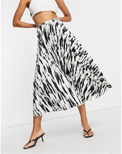 Плиссированная атласная юбка миди с монохромным принтом зебра Asos design