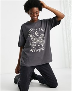 Oversized футболка темно серого цвета с принтом с бабочкой Asos design