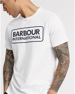 Белая футболка с большим логотипом Barbour international