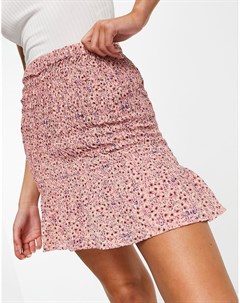Розовая мини юбка со сборками и мелким цветочным принтом от комплекта Vero moda