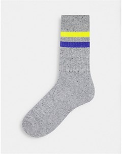 Серые спортивные носки в яркую полоску Asos design