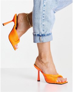 Мюли неоново оранжевого цвета на каблуке с перекрученным ремешком Punch Public desire