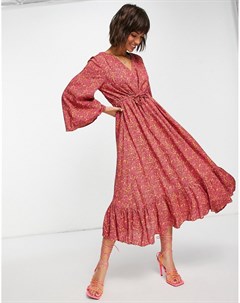 Красное платье с цветочным принтом и расклешенными рукавами Rislo Y.a.s