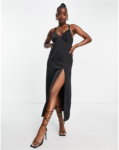 Черное атласное платье макси с разрезом на бедре x Yasmin Chanel In the style