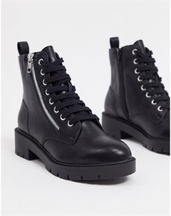 Черные ботинки на плоской массивной подошве со шнуровкой New look