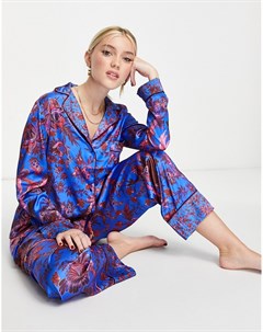 Подарочный набор из атласной пижамы и резинки для волос кобальтово синего цвета с цветочным принтом  Hope & ivy