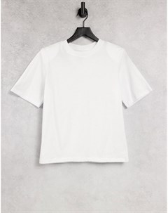 Белая футболка с подплечниками Asos design