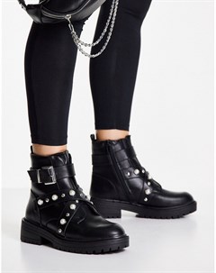 Черные ботинки на плоской подошве с заклепками из искусственного жемчуга New look