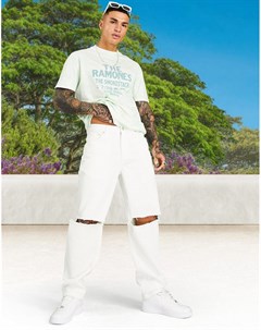 Белые свободные джинсы со рваными коленями Asos design
