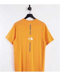 Оранжевая футболка с вертикальным принтом эксклюзивно для ASOS The north face