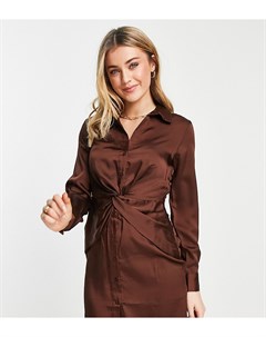 Атласное платье рубашка шоколадно коричневого цвета с перекрутом Stradivarius