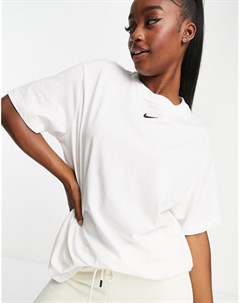 Белая футболка в стиле oversized с маленьким логотипом галочкой Nike