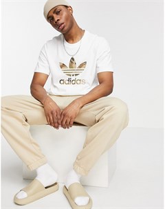 Белая футболка с камуфляжным логотипом трилистником Adidas originals