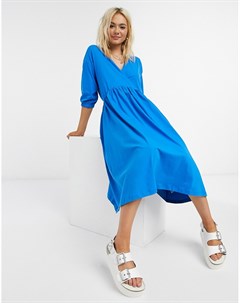 Ярко синее свободное платье миди с запахом на топе Asos design