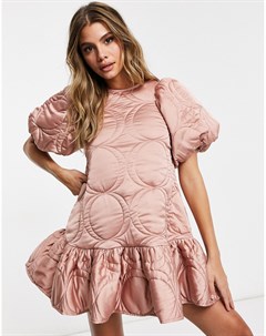 Розовое стеганое атласное платье мини с присборенной юбкой и объемными рукавами Premium Asos design
