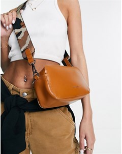 Светло коричневая сумка через плечо с широким ремешком Claudia canova