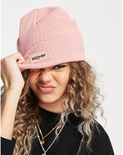 Розовая шапка бини в рубчик с нашивкой с логотипом New girl order