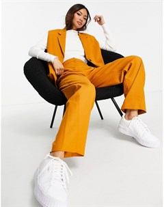 Классические брюки оранжевого цвета из переработанных материалов от комплекта Femme Selected