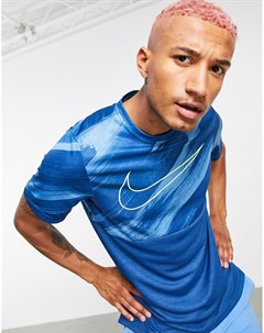 Синяя футболка в стиле колор блок Sport Clash Nike training