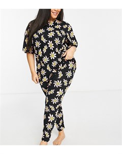 Черный пижамный комплект с волнистым цветочным принтом из oversized футболки и леггинсов ASOS DESIGN Asos curve