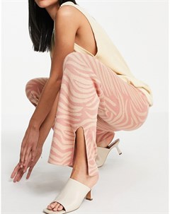 Розовые трикотажные брюки с широкими штанинами и зебровым принтом от комплекта Y.a.s