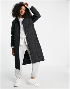 Черное двубортное стеганое пальто из переработанных материалов с поясом Femme Selected