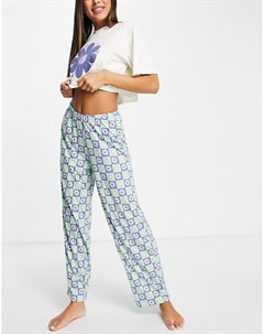 Пижамный комплект из укороченной майки и брюк с принтом цветов с символом инь и ян белого голубого и Asos design