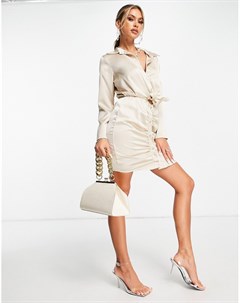 Атласное платье рубашка с завязкой спереди и сборками цвета экрю Femme luxe