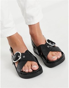 Черные сандалии с имитацией кожи крокодила на массивной подошве с перекрестными ремешками Glamorous