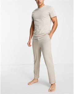 Светло бежевый комплект одежды для дома из футболки и джоггеров с широкими штанинами New look