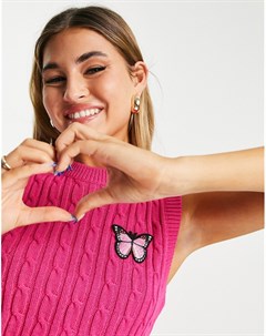 Розовый вязаный жилет с нашивкой бабочкой и узором косы Asos design