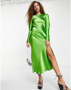 Атласное вечернее платье зеленого цвета с драпировкой на спине Topshop